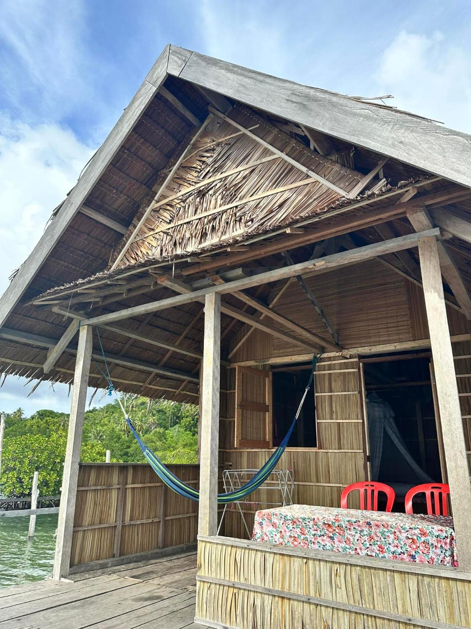 Nyanse Homestay - Raja Ampat بصير المظهر الخارجي الصورة