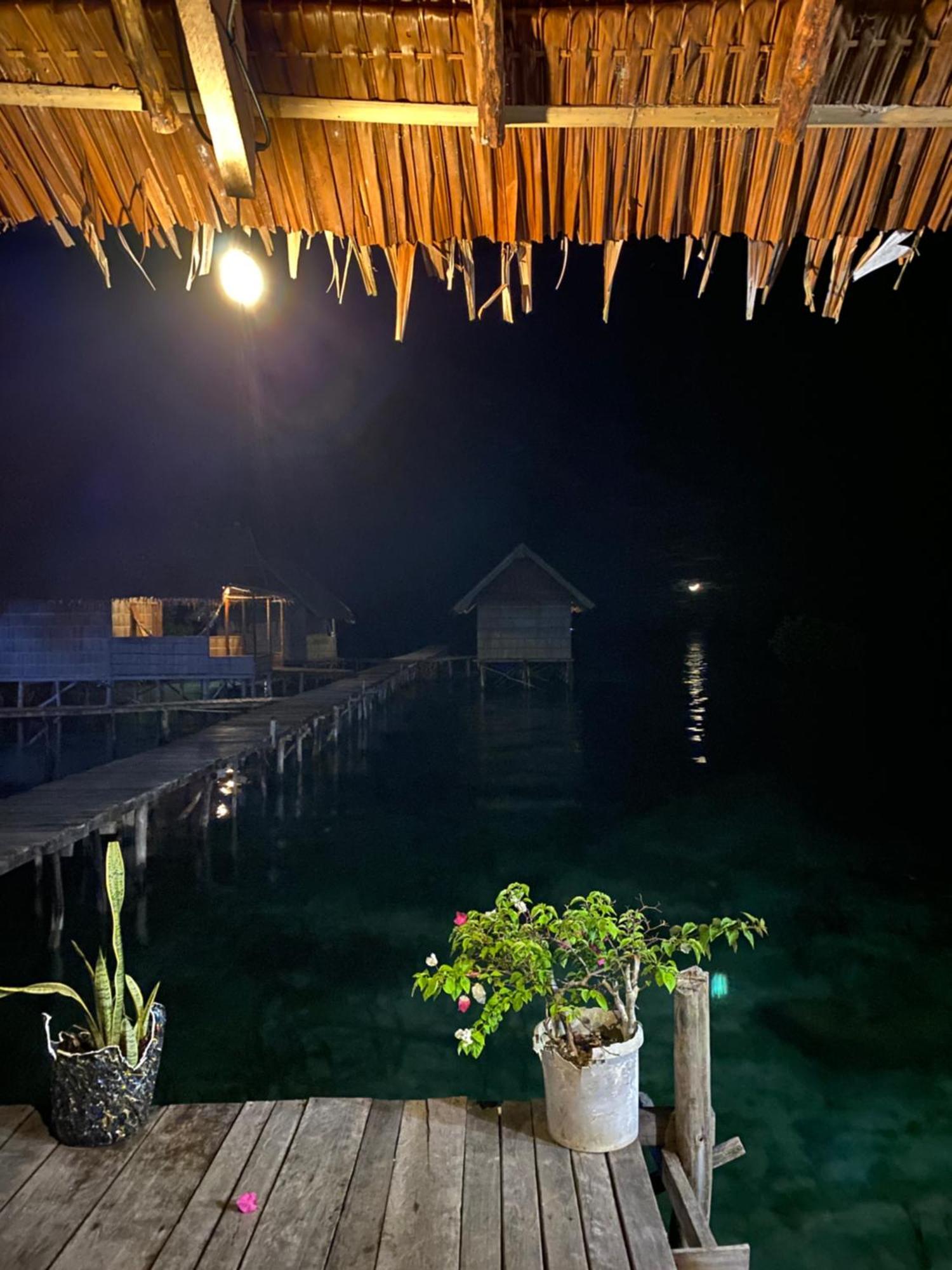Nyanse Homestay - Raja Ampat بصير المظهر الخارجي الصورة