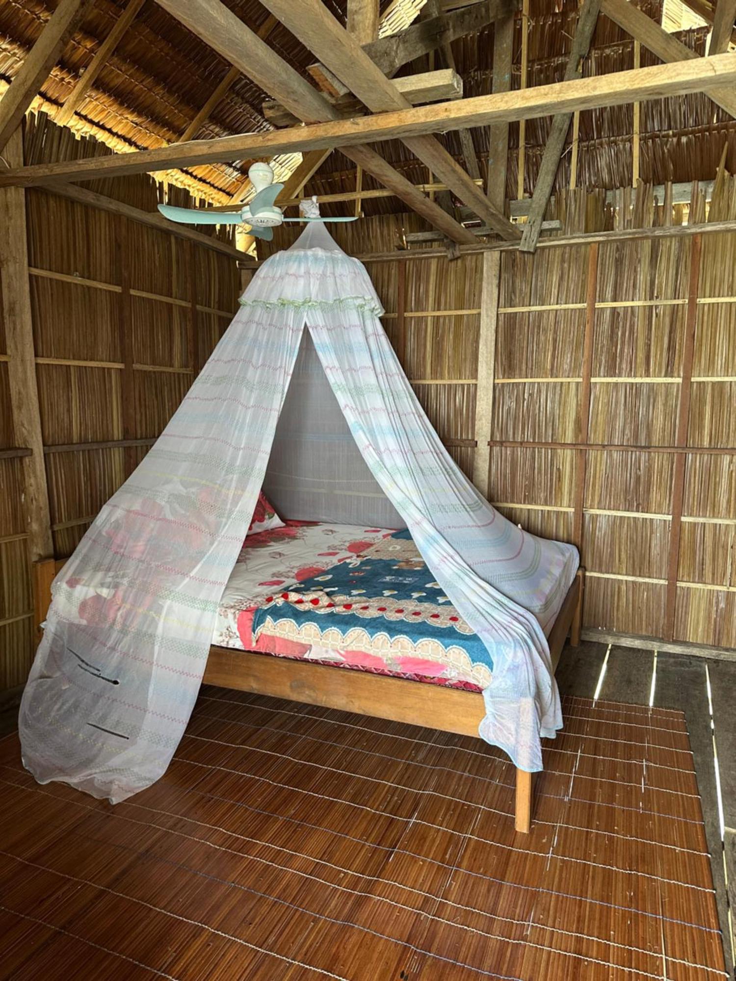 Nyanse Homestay - Raja Ampat بصير المظهر الخارجي الصورة